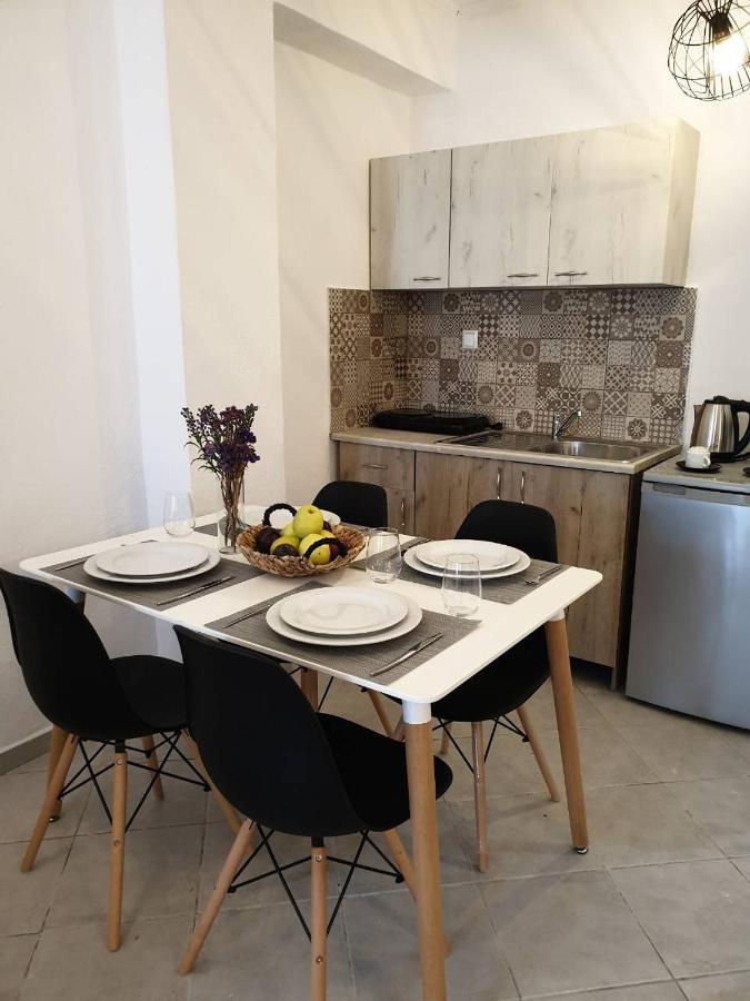 V-suites Apartment